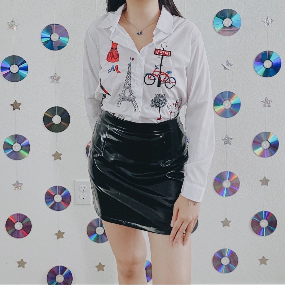 Romantic Paris Button Up